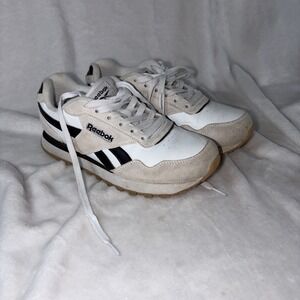 Reebok Classic Harman Run sneakers 8.5 Vintage Inspired 70s Style Atheleisure